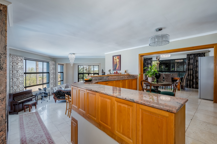 4 Bedroom Property for Sale in La Concorde Western Cape